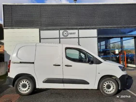 PEUGEOT PARTNER III - voiture d'occasion - Photo 5