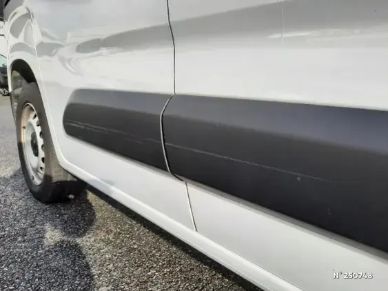 PEUGEOT PARTNER III - voiture d'occasion - Photo 23