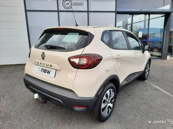 RENAULT CAPTUR - voiture d'occasion - Photo 4