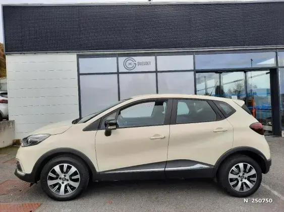 RENAULT CAPTUR - voiture d'occasion - Photo 2