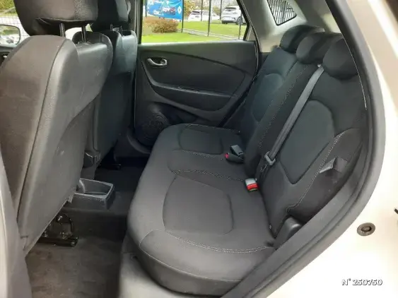 RENAULT CAPTUR - voiture d'occasion - Photo 11