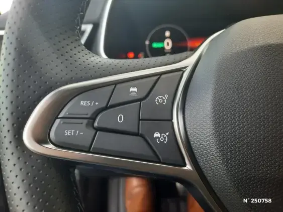 RENAULT CLIO V - voiture d'occasion - Photo 23