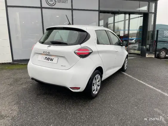 RENAULT ZOE - voiture d'occasion - Photo 4