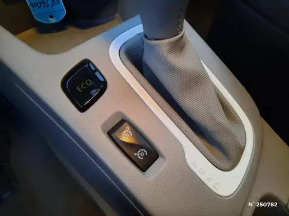 RENAULT ZOE - voiture d'occasion - Photo 15