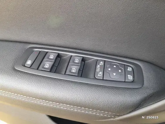 RENAULT MEGANE ESTATE IV - voiture d'occasion - Photo 25