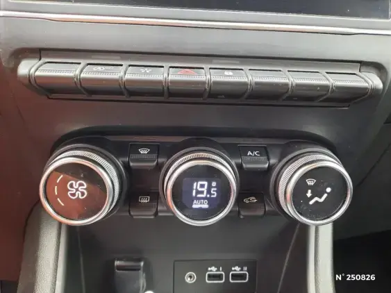 RENAULT CAPTUR II - voiture d'occasion - Photo 15