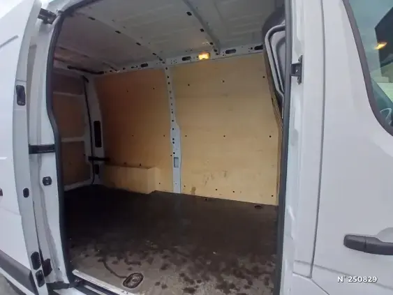 RENAULT MASTER FG III - voiture d'occasion - Photo 11