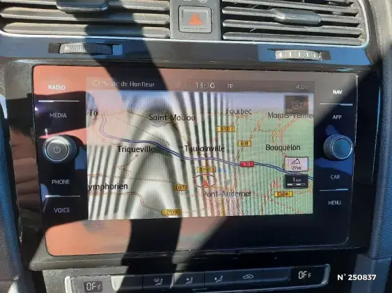 VOLKSWAGEN GOLF VII - voiture d'occasion - Photo 13