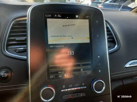 RENAULT SCENIC IV - voiture d'occasion - Photo 13