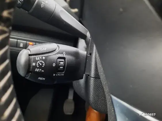 PEUGEOT 308 II - voiture d'occasion - Photo 15