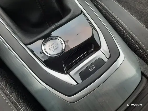 PEUGEOT 308 II - voiture d'occasion - Photo 23