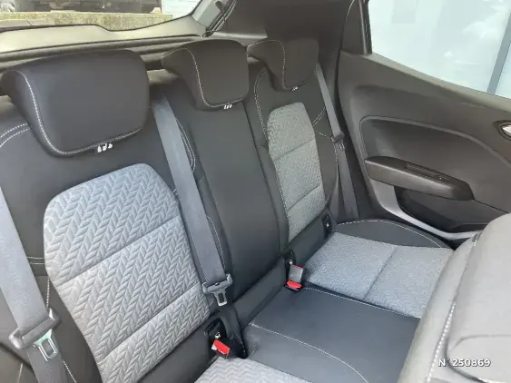 RENAULT CLIO V - voiture d'occasion - Photo 11