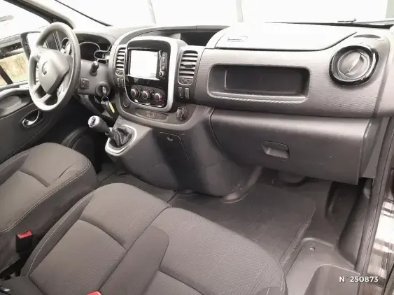 RENAULT TRAFIC FG III - voiture d'occasion - Photo 10