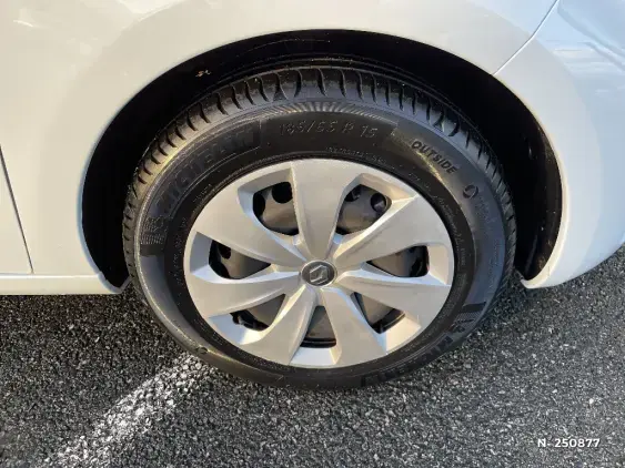 RENAULT ZOE - voiture d'occasion - Photo 8