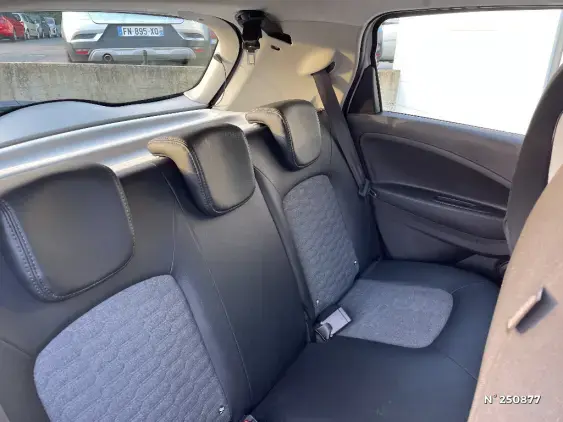 RENAULT ZOE - voiture d'occasion - Photo 11