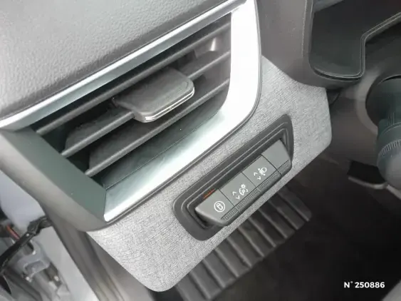 RENAULT CLIO V - voiture d'occasion - Photo 15