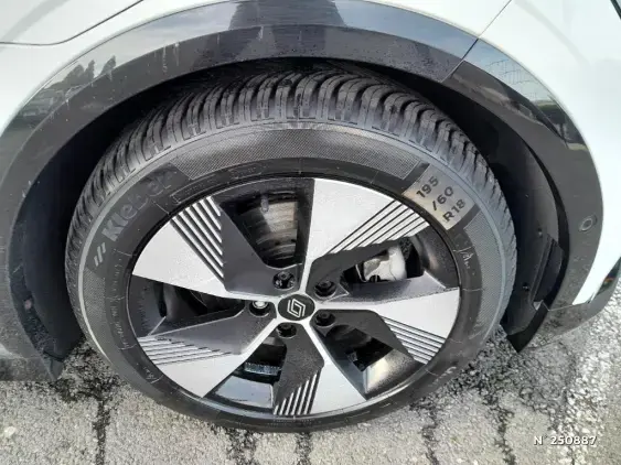 RENAULT MEGANE V - voiture d'occasion - Photo 8