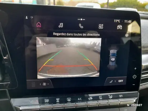 RENAULT MEGANE V - voiture d'occasion - Photo 14