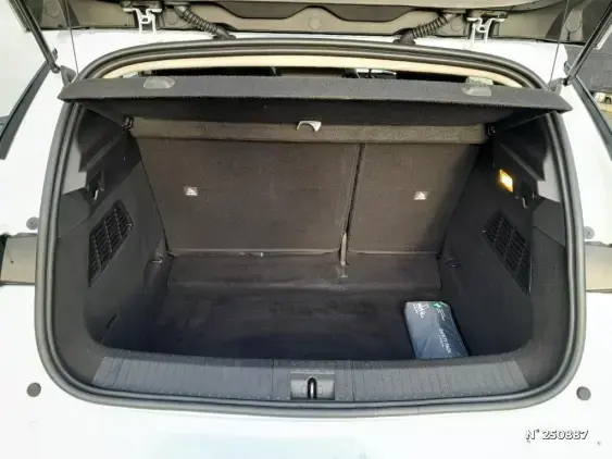 RENAULT MEGANE V - voiture d'occasion - Photo 7