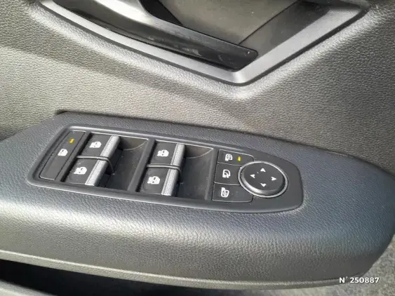 RENAULT MEGANE V - voiture d'occasion - Photo 23