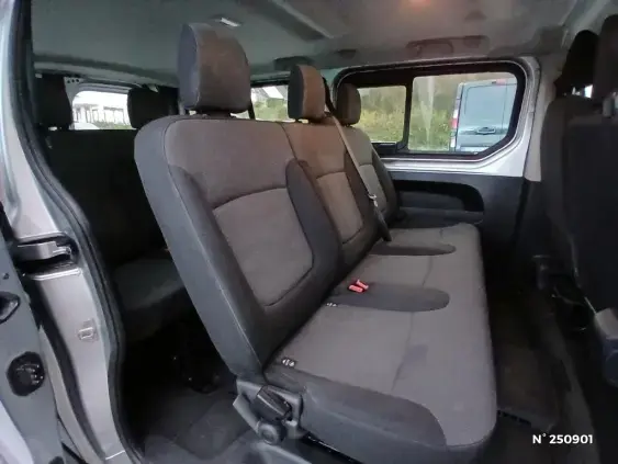 RENAULT TRAFIC III - voiture d'occasion - Photo 11