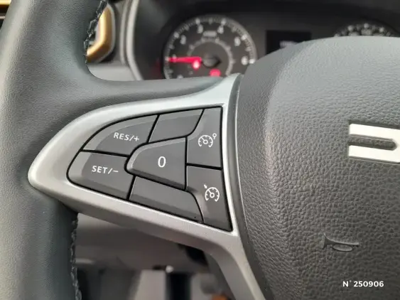 DACIA DUSTER II - voiture d'occasion - Photo 24