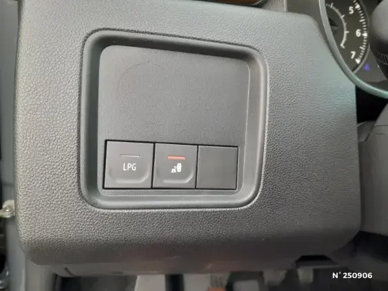 DACIA DUSTER II - voiture d'occasion - Photo 25