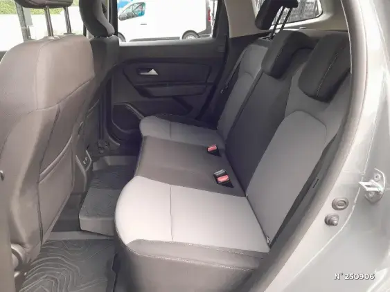 DACIA DUSTER II - voiture d'occasion - Photo 11