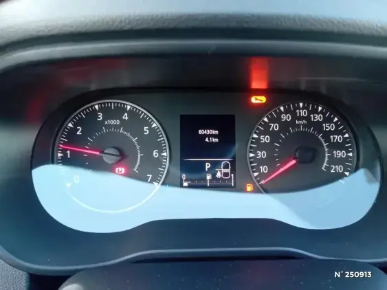 DACIA DUSTER II - voiture d'occasion - Photo 12