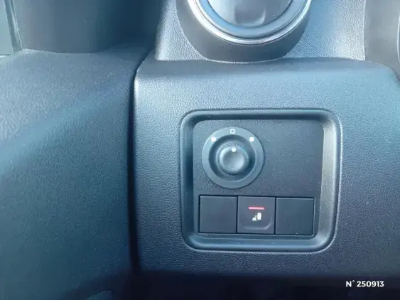 DACIA DUSTER II - voiture d'occasion - Photo 15
