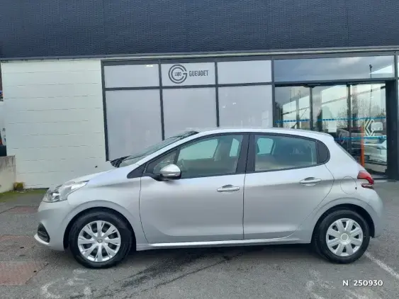 PEUGEOT 208 - voiture d'occasion - Photo 2