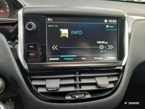 PEUGEOT 208 - voiture d'occasion - Photo 13