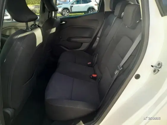 RENAULT CLIO V - voiture d'occasion - Photo 11