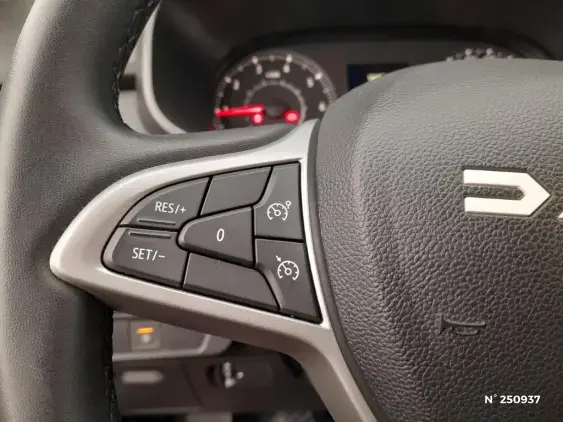 DACIA SANDERO III - voiture d'occasion - Photo 23