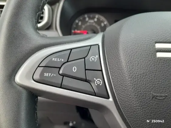 DACIA DUSTER II - voiture d'occasion - Photo 24