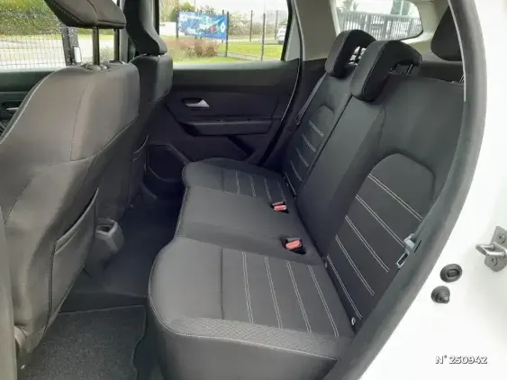 DACIA DUSTER II - voiture d'occasion - Photo 11