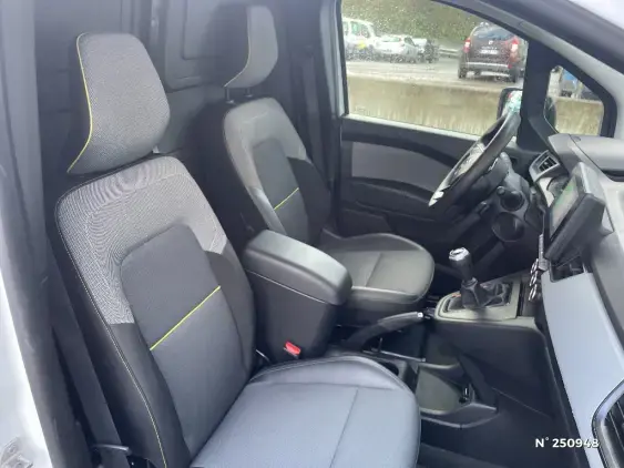 RENAULT KANGOO III - voiture d'occasion - Photo 10