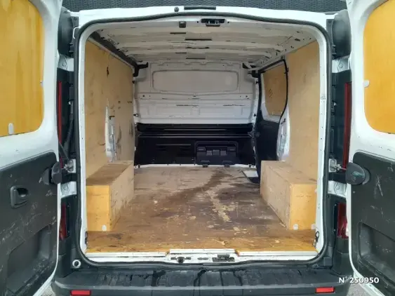 RENAULT TRAFIC FG III - voiture d'occasion - Photo 7