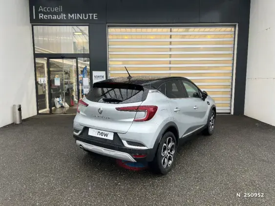 RENAULT CAPTUR II - voiture d'occasion - Photo 4