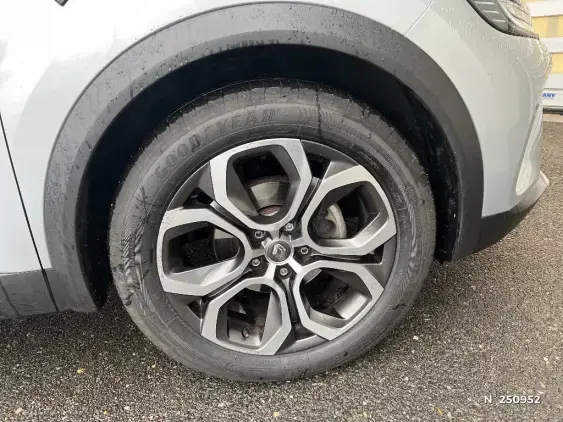 RENAULT CAPTUR II - voiture d'occasion - Photo 8