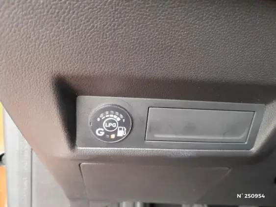 RENAULT CAPTUR II - voiture d'occasion - Photo 25