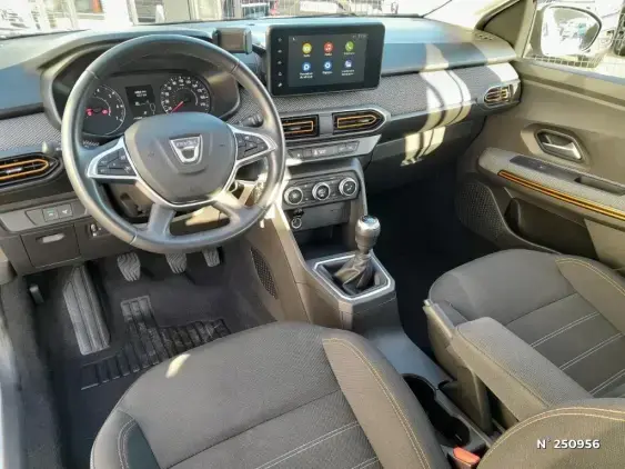 DACIA SANDERO III - voiture d'occasion - Photo 9