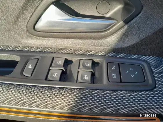 DACIA SANDERO III - voiture d'occasion - Photo 24