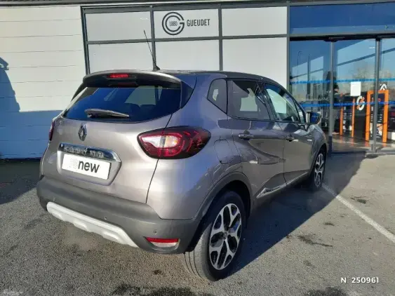 RENAULT CAPTUR - voiture d'occasion - Photo 4