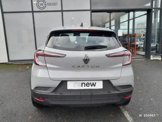 RENAULT CAPTUR II - voiture d'occasion - Photo 6