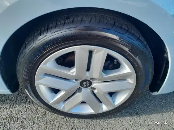 RENAULT CLIO V - voiture d'occasion - Photo 8