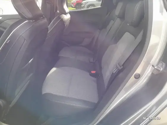 RENAULT CLIO V - voiture d'occasion - Photo 11