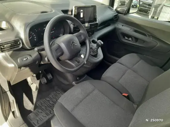 CITROEN BERLINGO III - voiture d'occasion - Photo 9