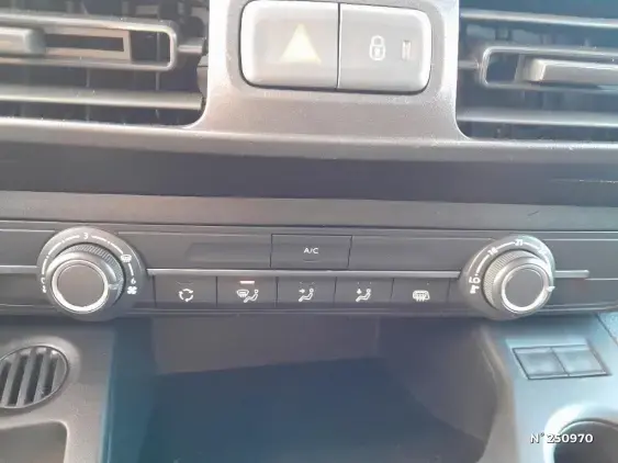 CITROEN BERLINGO III - voiture d'occasion - Photo 15