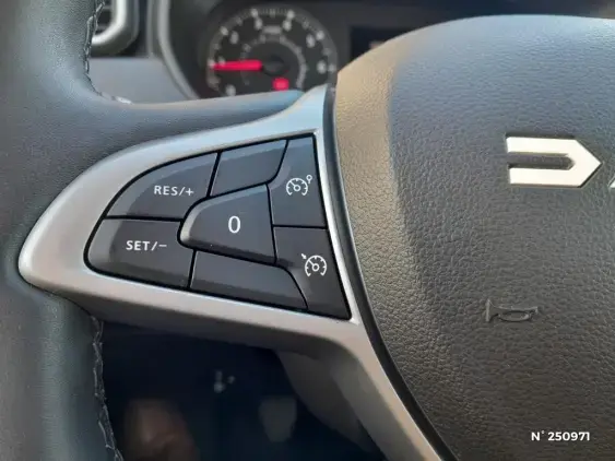 DACIA DUSTER II - voiture d'occasion - Photo 23